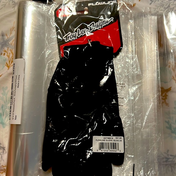 XXL TroyLee Designs Flowline - Picture 1 of 3